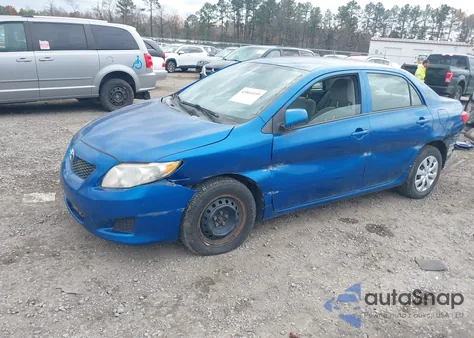 2010 Toyota Corolla Le z USA, uszkodzony, nr VIN 2T1BU4EE1AC387285